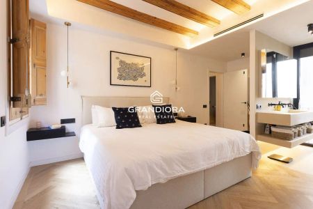 Barcelona - Photo 4