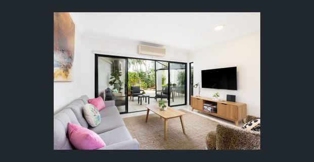 Fully Furnished - Photo 1