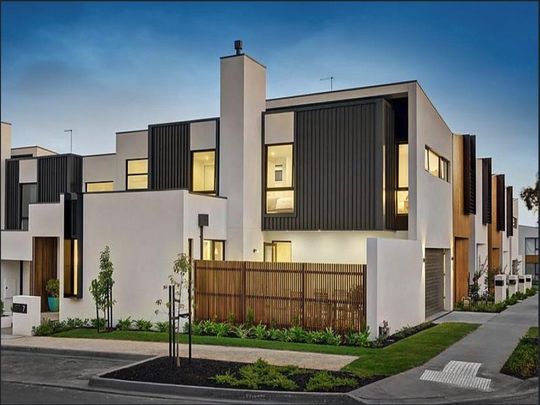 7 Ellsworth Crescent, Camberwell - Photo 1