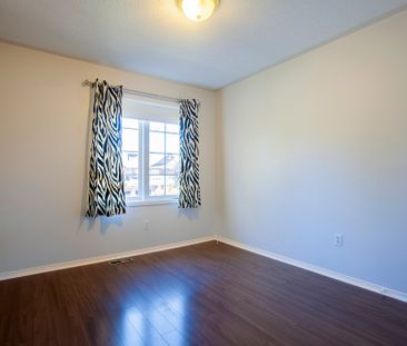 For Lease - 9 Queensland Crescent, Caledon, Ontario - Photo 3