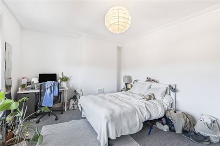 Wimbledon Park Road, London, SW18 - Photo 3