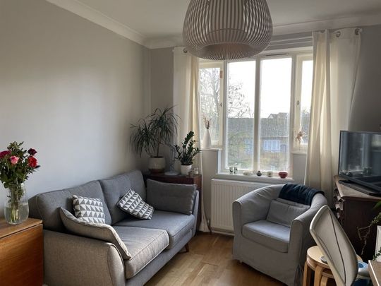 Room in a Shared Flat, Whidborne Close, SE8 - Photo 1