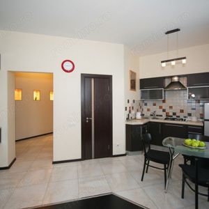 Garsoniera de inchiriat zona Tractorul - Fotografie 2