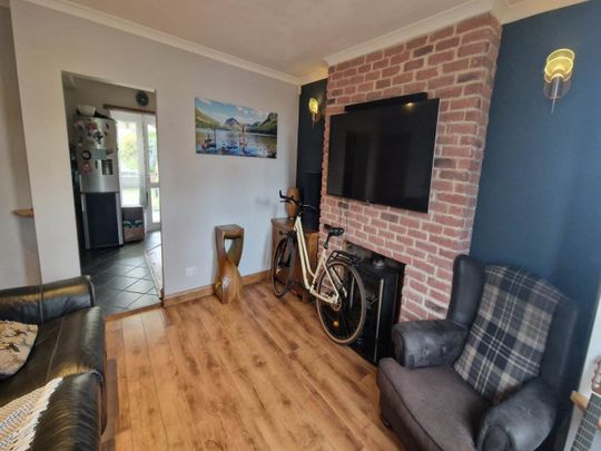 Park Hill, Awsworth - Photo 1