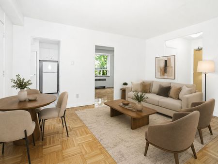 For Lease - 88 Bernard Avenue Unit# 308, Toronto, Ontario - Photo 4