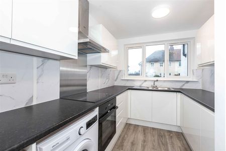 Cortis Avenue, Worthing - Photo 2