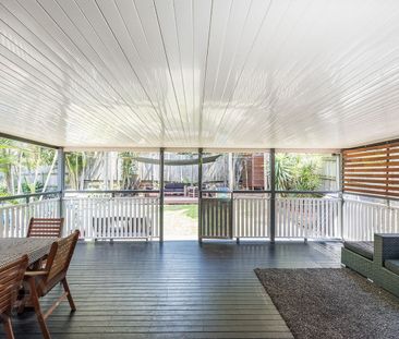 Stylish Morningside Living – Renovated Family Home with Entertainer... - Photo 6