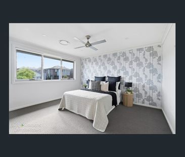 Fantastic Five Bedroom Home - Photo 4