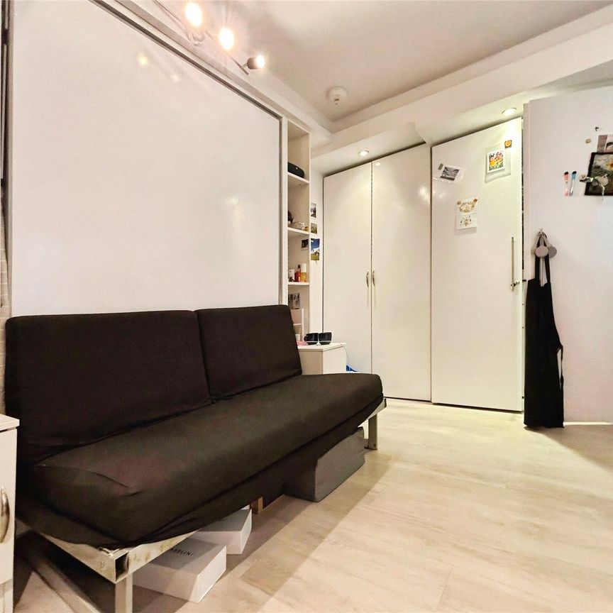 Delorme Street, London, W6 8DT - Photo 1
