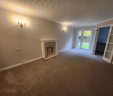 1 bedroom ground floor flat to rent - Photo 1