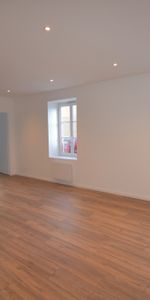 T2 rénové Place des Halles - Photo 4