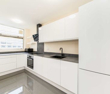 Upper Ground, Rennie Court, SE1, London - Photo 4