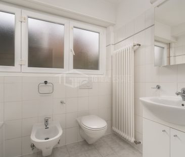 AMPIO APPARTAMENTO DI 3.5 LOCALI CON GIARDINO - Photo 6