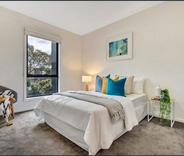 Charming & Affordable - Photo 5