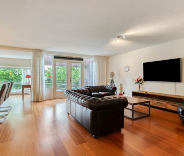 Hoofdweg - Photo 1