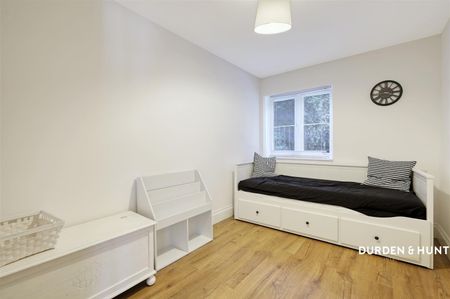 Hamlet Hill, Roydon - Photo 4