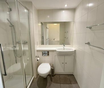 Studio to rent - Photo 6