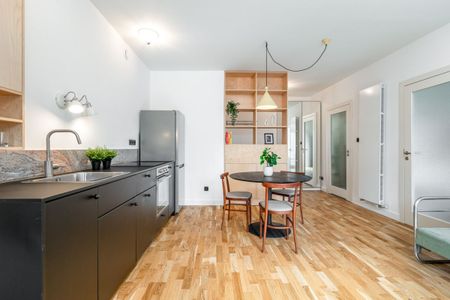 2 pokojowe mieszkanie z widokiem na Katedrę - Photo 3