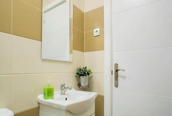 Calle Alicante, Getafe, Community of Madrid 28903