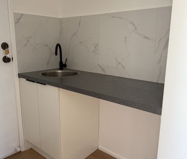 41 CEDAR DRIVE, Stapylton QLD 4207 - House For Rent | Domain - Photo 3