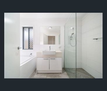 Modern Four Bedroom Home for Rent in Bli Bli - Photo 1