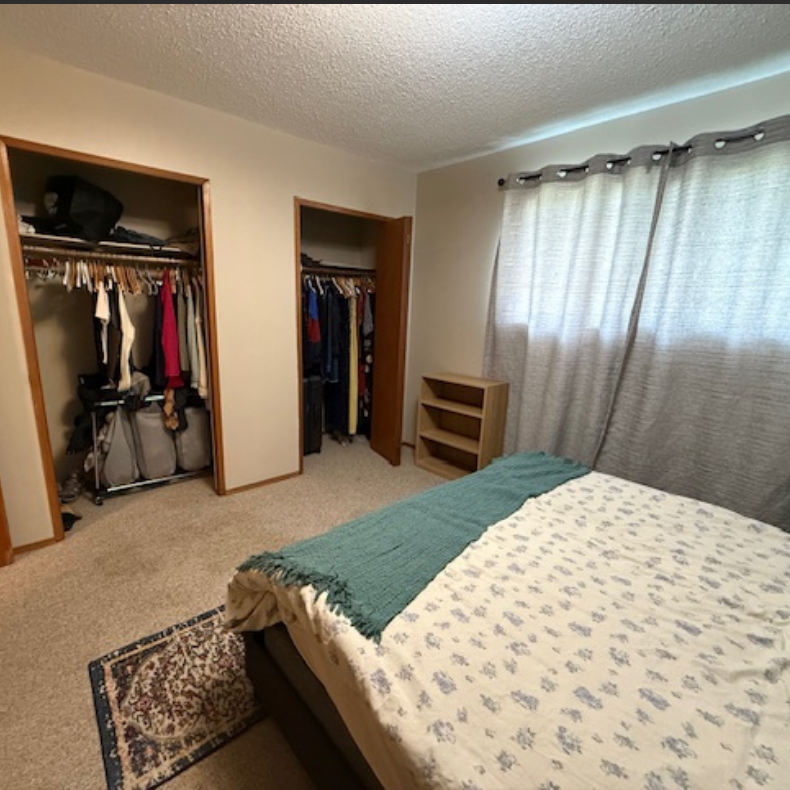 2 bedroom Main Floor Suite in Montgomery - Photo 1