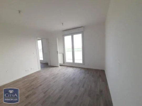 Appartement à louer 5 pièces 95.3m² - Photo 1