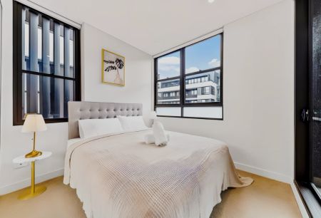 2 bed 2 bath - Photo 5