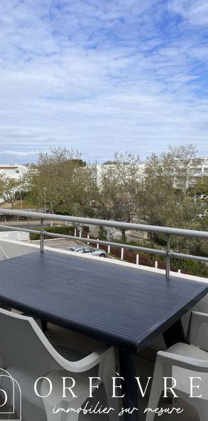 T2 meublé première ligne mer avec parking, - Photo 1