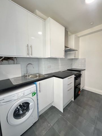 3 Bed Flat, Quested Court, E8 - Photo 5