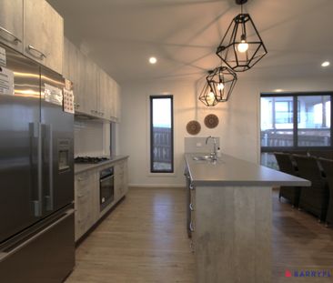 Modern home is San Remo - Photo 6