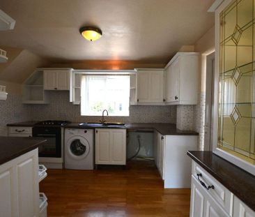 3 bedroom semi-detached house to rent - Photo 4
