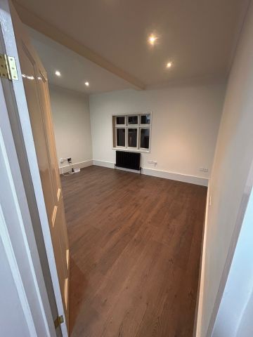 Studio Flat, Herbert House, SE11 - Photo 5