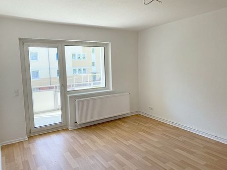 + 2 Zimmer - Großer Balkon + - Foto 2