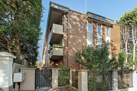 4/22 Murphy Street, South Yarra VIC 3141 - Photo 5