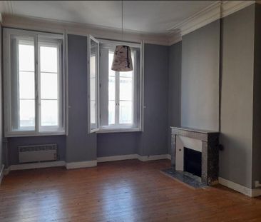 Location Appartement 3 pièces 90m² BORDEAUX 33000 - Photo 4