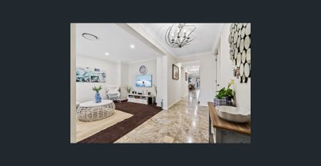 Spectacular Lowset Home - with all the bells and whistles! - Photo 2