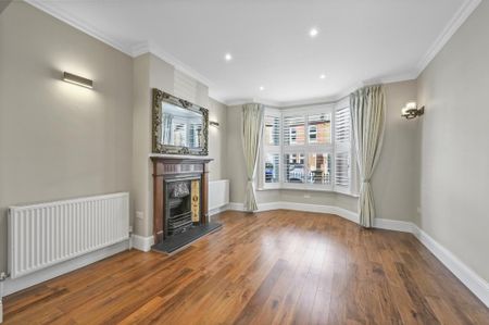 5 bedroom terraced house to rent - Photo 3