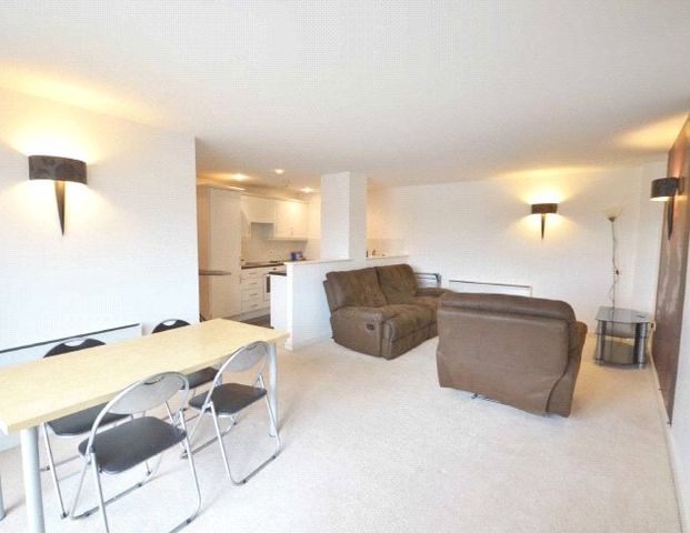 190 Stockport Road, Grove Village, Manchester, M13 9AB - Photo 1