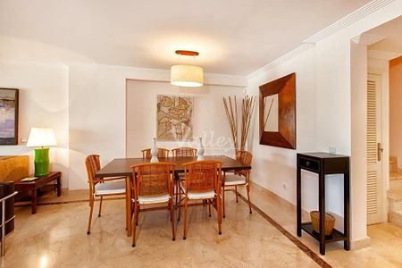 3 bedroom luxury penthouse for rent in Sotogrande, Andalusia - Photo 3