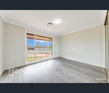 7 Namoi Place, Ruse, NSW 2560 - Photo 6