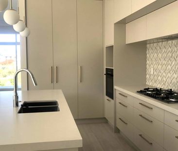 Well Maintained Family House in Millwater - Photo 1