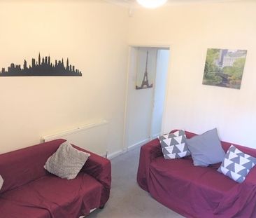 7 Leslie Road - Photo 5