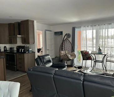 4 1/2 style condo St-Charles-Borromée - Photo 1