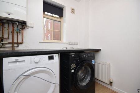 15, Raynville Way, Leeds, West Yorkshire, LS12 2JZ - Photo 5