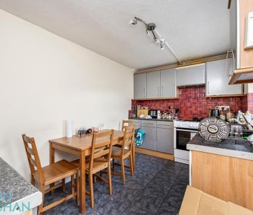 5 bedroom semi-detached house to rent - Photo 3