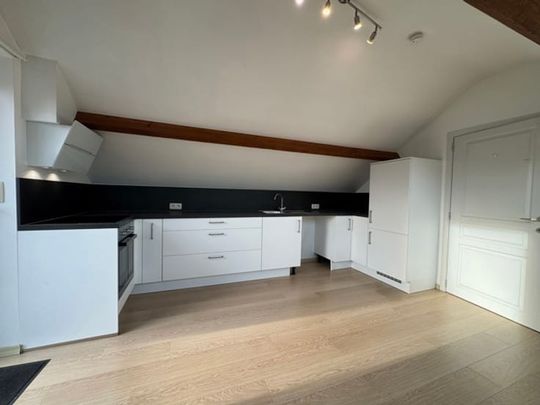 Appartement te huur - Photo 1