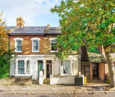 3 bedroom flat to rent - Photo 3