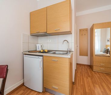 City-Residence: Neu und modern eingerichtete 1-Zimmer-Wohnung in ze... - Photo 1