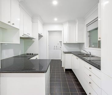 JUST LISTED | $750pw - Spacious Family Living in Prime Cambridge Pa... - Photo 5